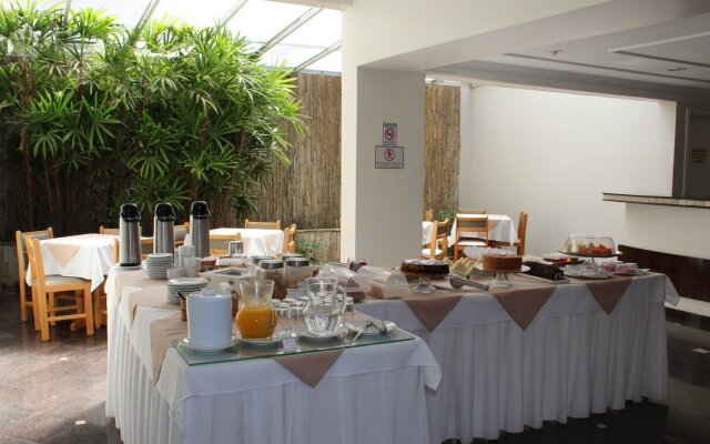 Golden Suite Hotel