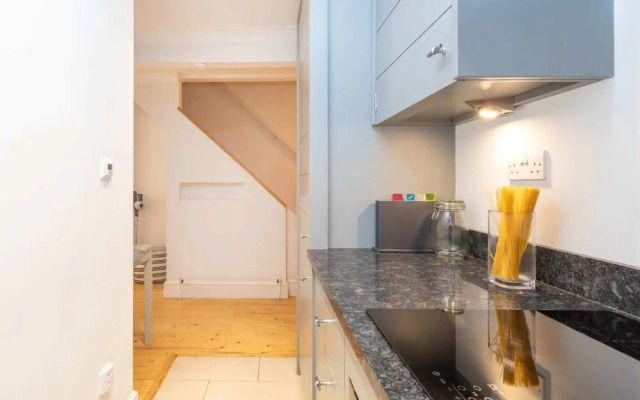 Lovely 1 Bedroom Apartment in Colourful Notting Hill