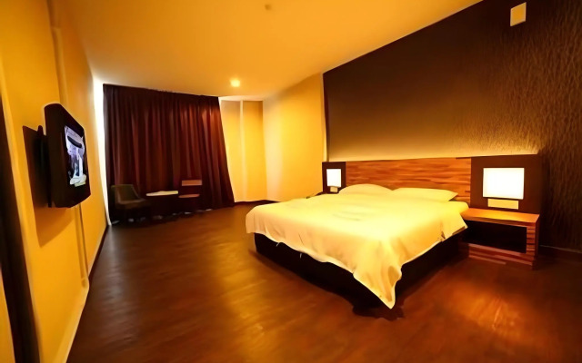 Merlin Hotel