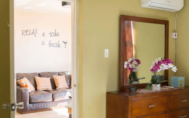 New Kingston CA Guest Apartment VI
