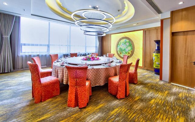 Holiday Inn Express Dalian City Centre, an IHG Hotel