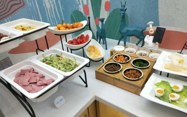 HanTing Hotel (Kaifeng Baogong Temple)