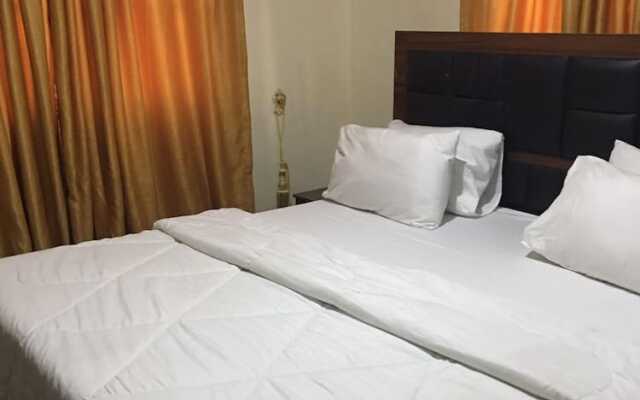 Royal Galaxy Hotel