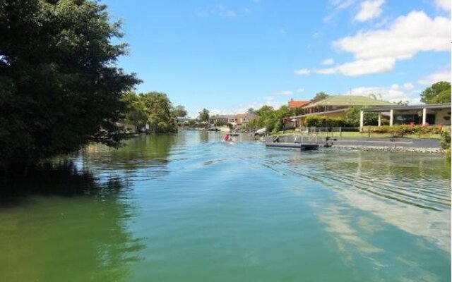 Lady Biggera Resort