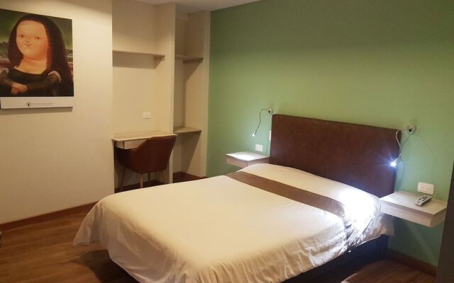 The Cranky Croc Hostel