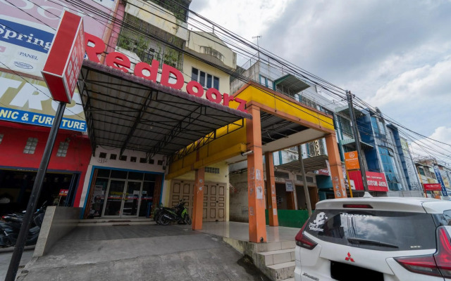 OYO 355 Fella Homestay