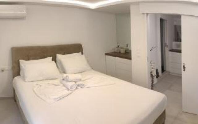 Irida Holiday Apartments