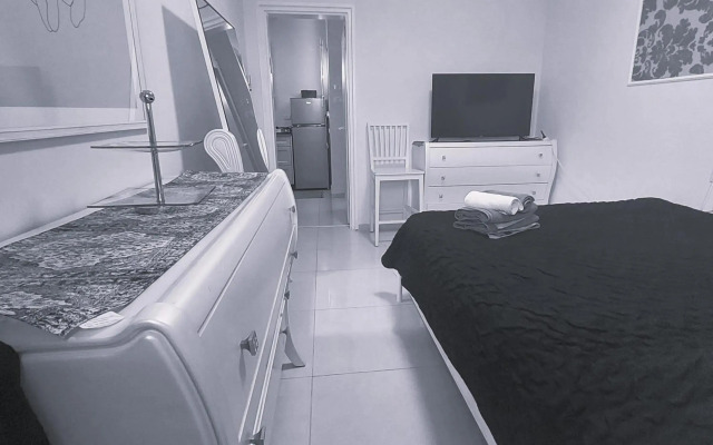 apartments with separate kitchen