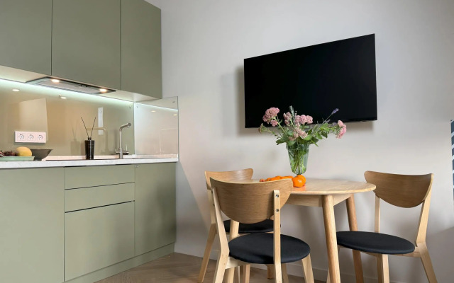 Минар Апартментс на проспекте Абая 38