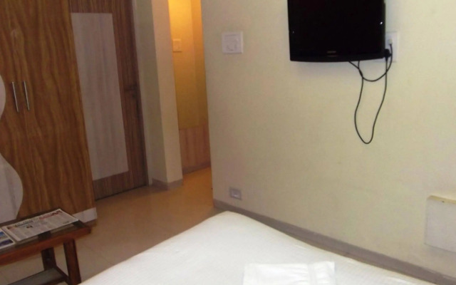 Hotel Neelam Executive