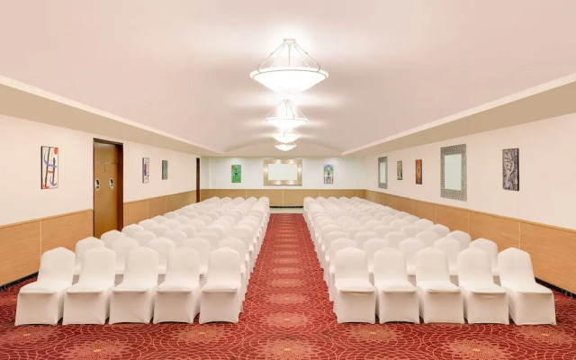 Lemon Tree Hotel Indore