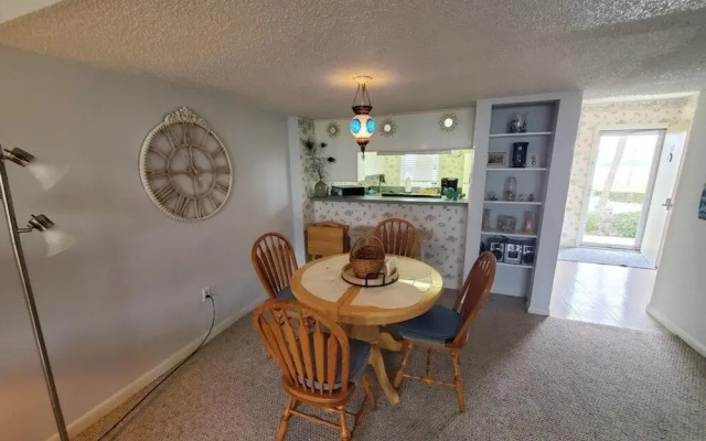 Tradewinds 151 1 Bedroom Condo