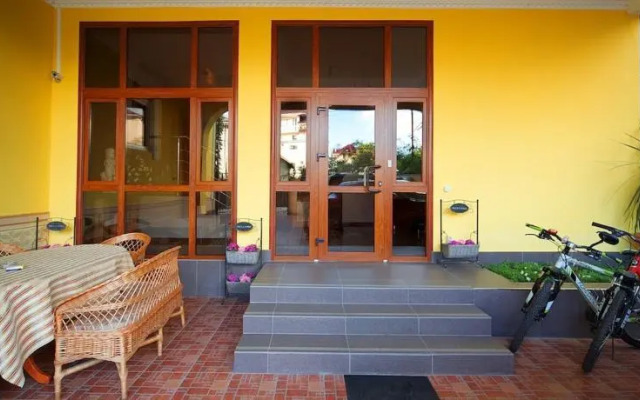Rafael Guest House