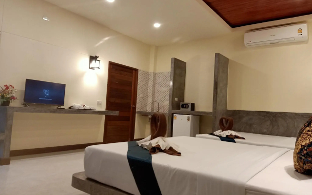 Lanta Pearl Beach Resort