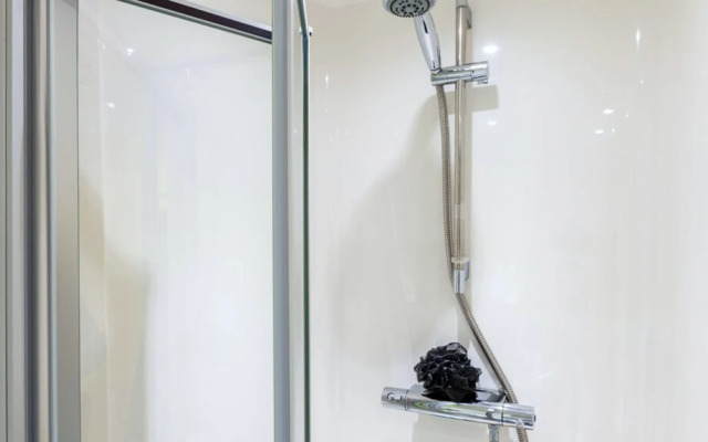 Ensuite Rooms for STUDENTS Only-BANGOR
