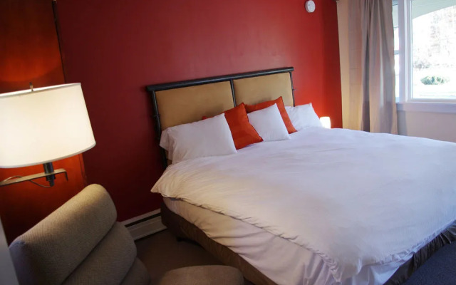 Sleep Woodstock Motel