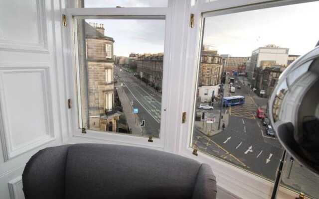 Stunning Braemore Studio Apartment - West End