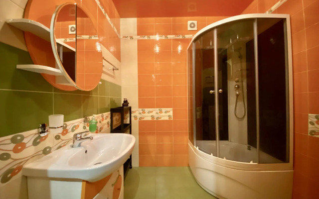 Compass (Компасс) на улице Первомайская