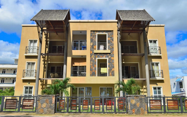Paradya Beach Apartments