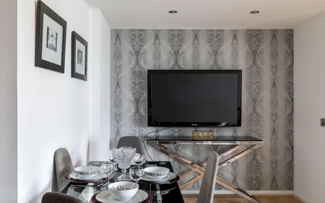 Picktheplace Imperial Wharf 2bed Apartment