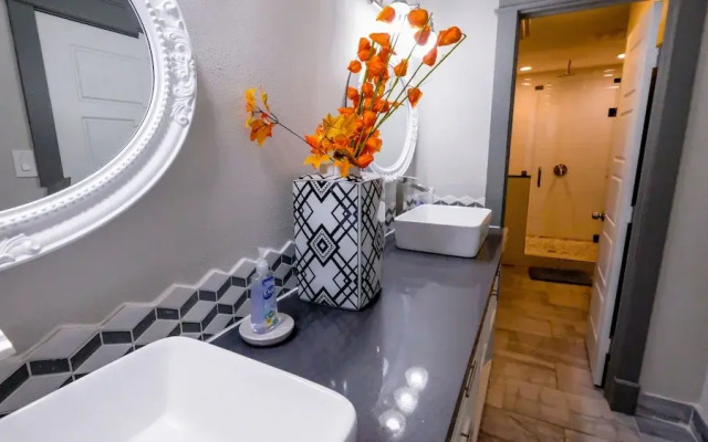 3Bdrm 3.5Bath 7Beds - NRG GRB MM-Park