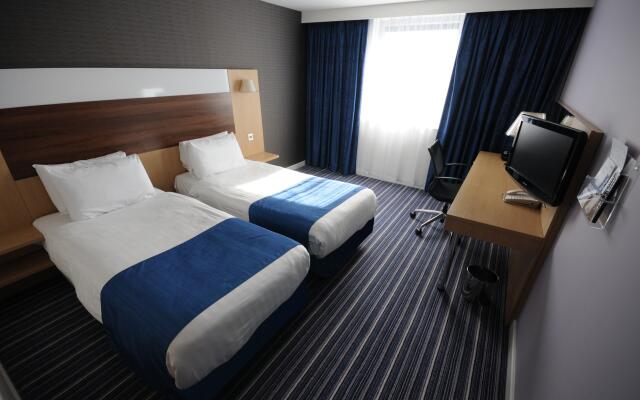 Holiday Inn Express Leigh - Sports Village, an IHG Hotel