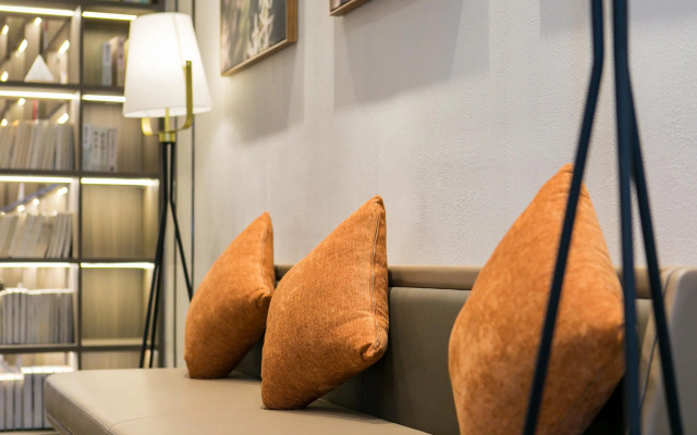 Hanting Hotel Taizhou Jiaojiang Baolong City