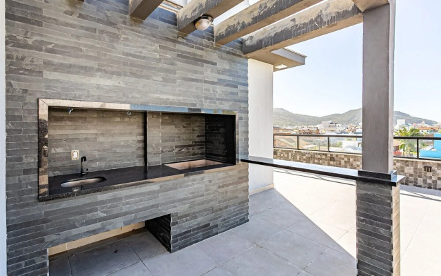 New Studio Well Located 750m From the Beach Sti209