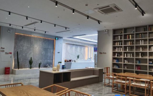 Pinyue Xihan Collection Hotel (Haiyun Square)