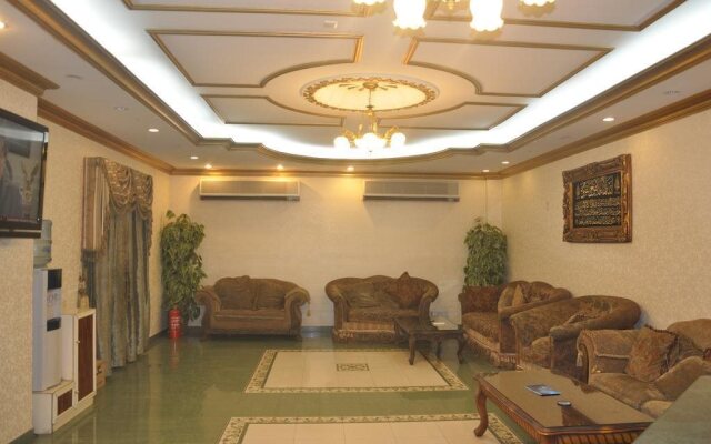 Al Buainain Apartments-Al Madrasah Hotel