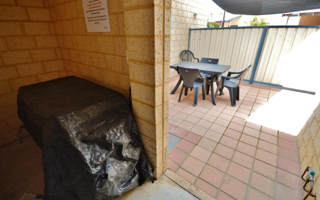 Blue Ocean Villa 2 - Kalbarri WA