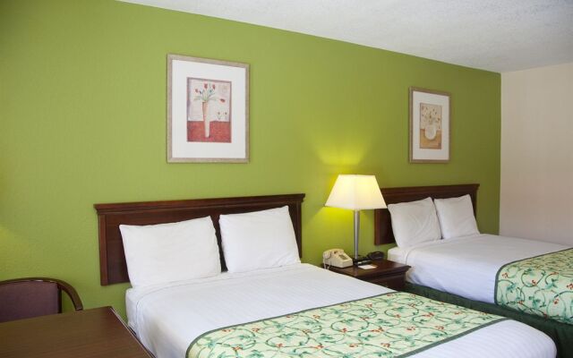 Regency Inn & Suites