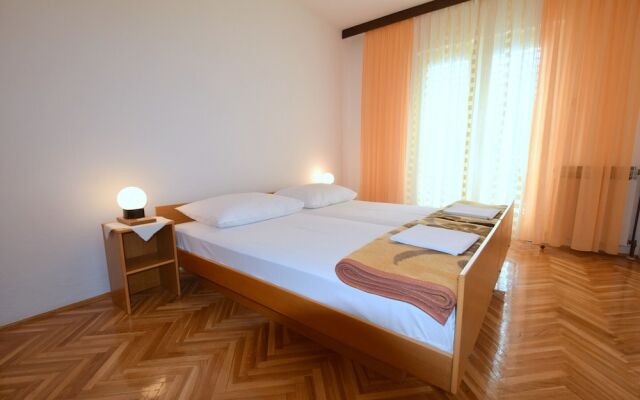 Apartment Mirjana