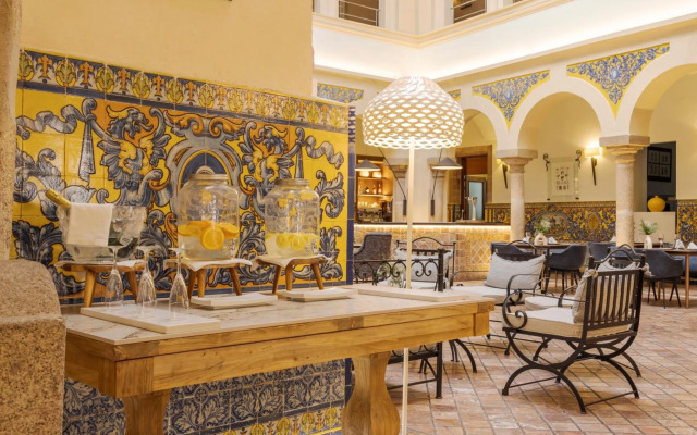 Ilunion Merida Palace