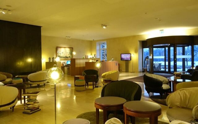 B2 Boutique Hotel + Spa