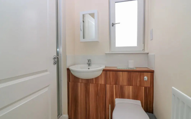 10 Goodhope Gardens