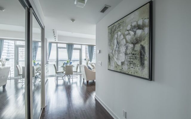 Royal Stays Condominiums - Downtown