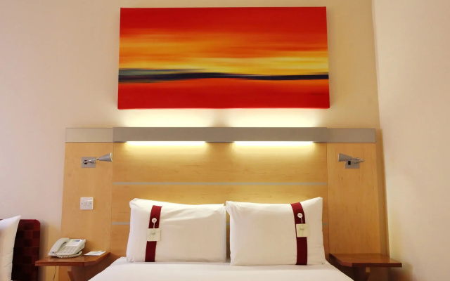 Holiday Inn Express Birmingham Redditch by IHG