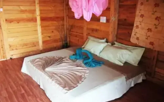 Tina Beach Resort