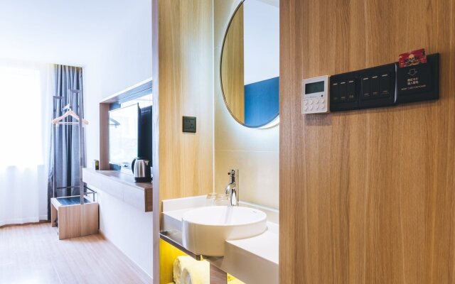 Ibis Styles Shanghai Qingpu Spor