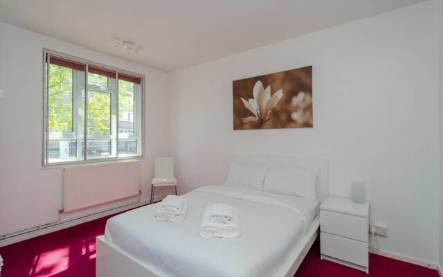 Bright 1 Bedroom Home W/balcony