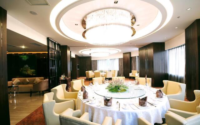 Xichang Minshan Hotel