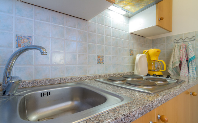 Apartment Anđela - 80 m from beach : A3 Barbat, Island Rab