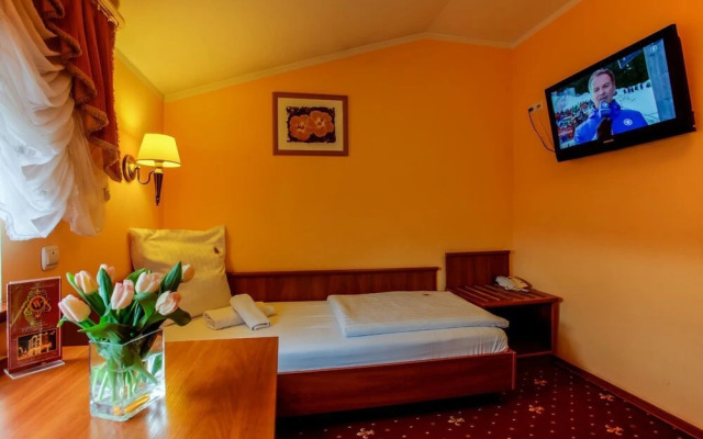 Hotel Palac Wisniewski