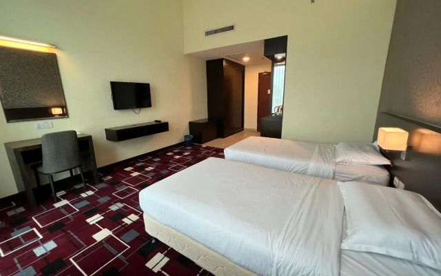 SSL Traders Hotel