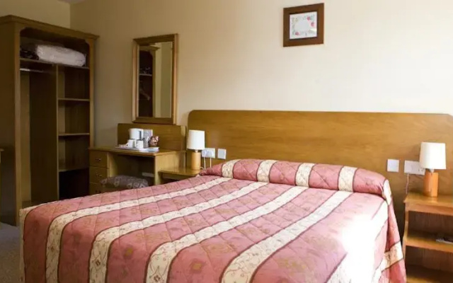 Slaney Manor