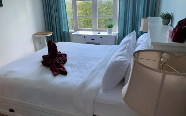 Summer Huahin Condo108,2 Bedroom,Near Beach&Cicada,Garden view,Amazing Swimming pool