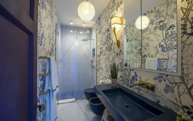 Villa Gr - Enchanting Villa Overlooking the Sea