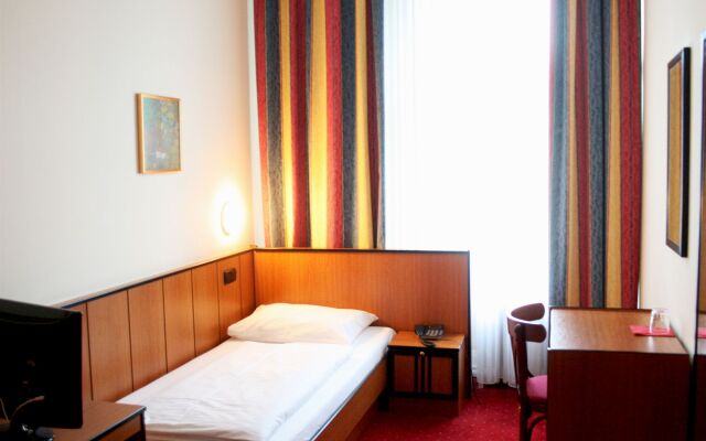 Hotel Drei Kronen Vienna City