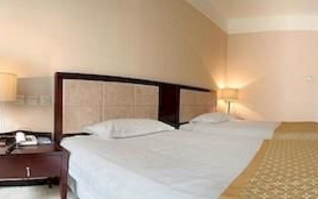 Educational Training Centre Hotel - Qingdao